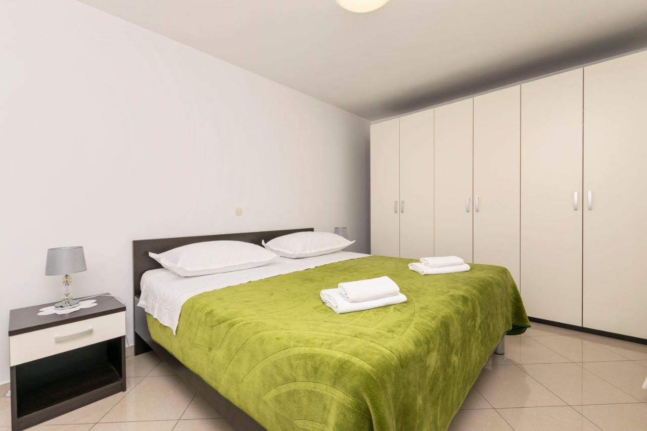Apartments Maja Trogir Eksteriør billede
