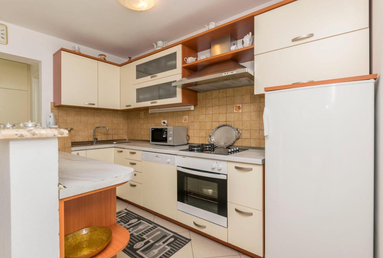 Apartments Maja Trogir Eksteriør billede